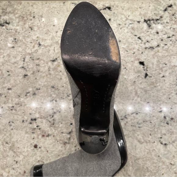 Michael Kors | Lolita Bootie Grey Size 9 - Picture 9 of 11